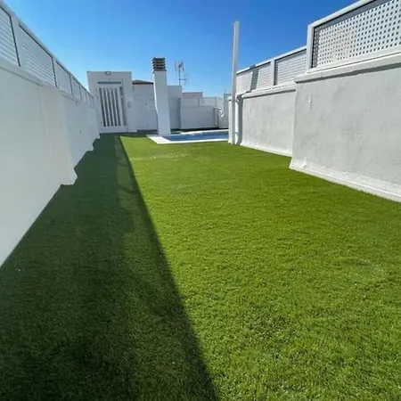 Apartmán Precioso Con Piscina En *